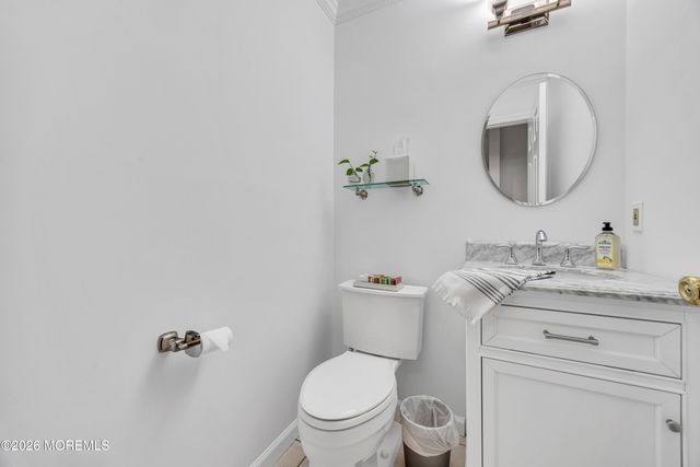 2202 Buckingham Circle, Middletown, NJ 07748