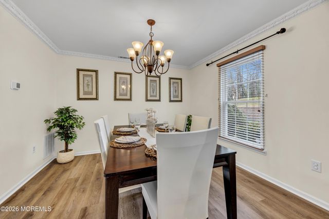 2202 Buckingham Circle, Middletown, NJ 07748