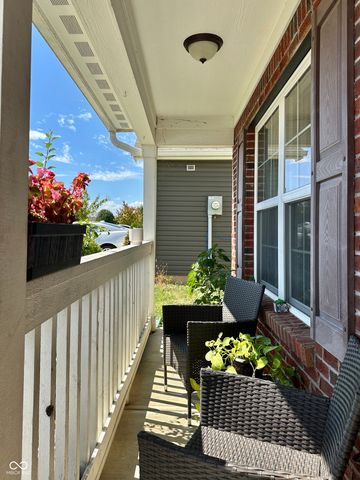 6516 Emerald Crossing Way, Indianapolis, IN 46221