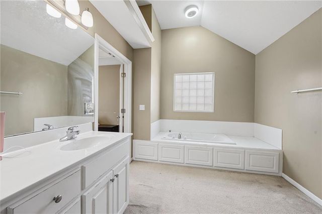 12213 Clubhouse Drive, Kansas City, KS 66109