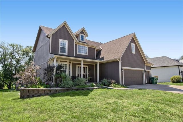 12213 Clubhouse Drive, Kansas City, KS 66109