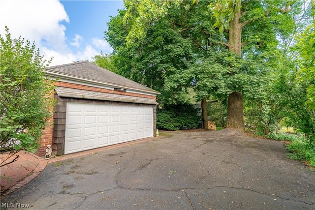 1827 Coventry Road NE, Massillon, OH 44646