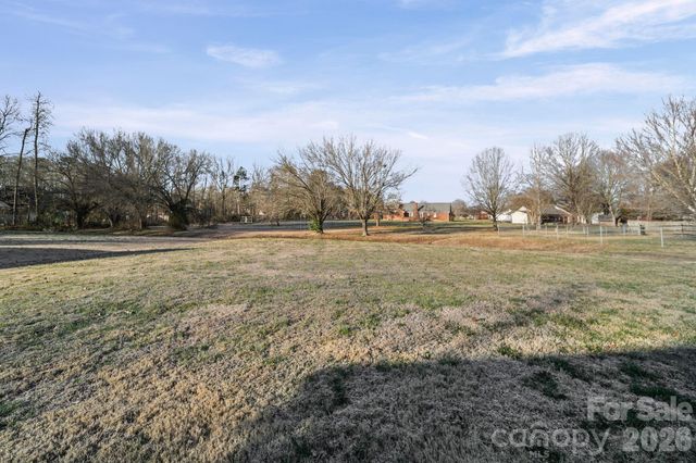 4405 Poxon Lane, Monroe, NC 28110