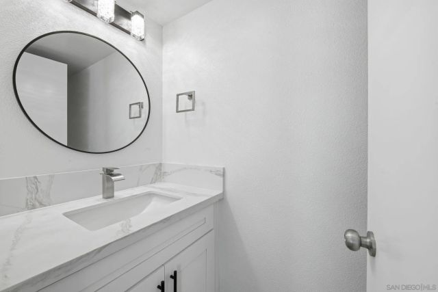 11720 Monte View Court, El Cajon, CA 92019