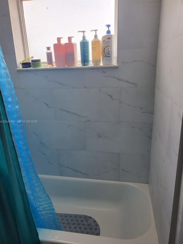 140 NW 87th Ave G214, Miami, FL 33172