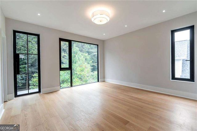 1653 Wayland Circle NE, Brookhaven, GA 30319