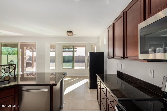 18275 W CEDARWOOD Lane, Goodyear, AZ 85338