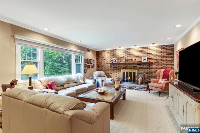 56 O Shaughnessy Lane, Closter, NJ 07624