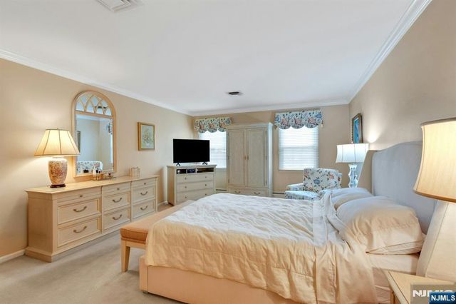 56 O Shaughnessy Lane, Closter, NJ 07624