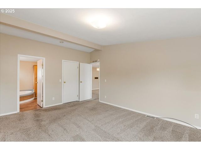 369 GUN CLUB Rd 70, Woodland, WA 98674