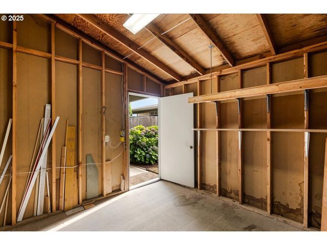 369 GUN CLUB Rd 70, Woodland, WA 98674