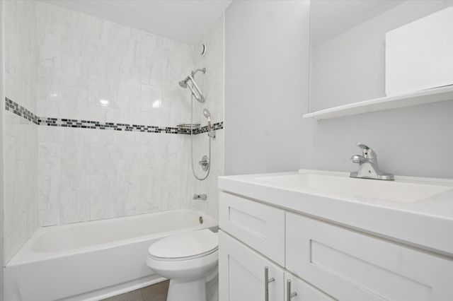 901 S Plymouth Court 202, Chicago, IL 60605