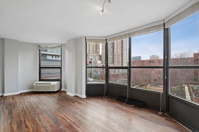 901 S Plymouth Court 202, Chicago, IL 60605