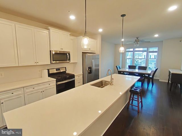 5652 TALLYN HUNT PL, Frederick, MD 21704