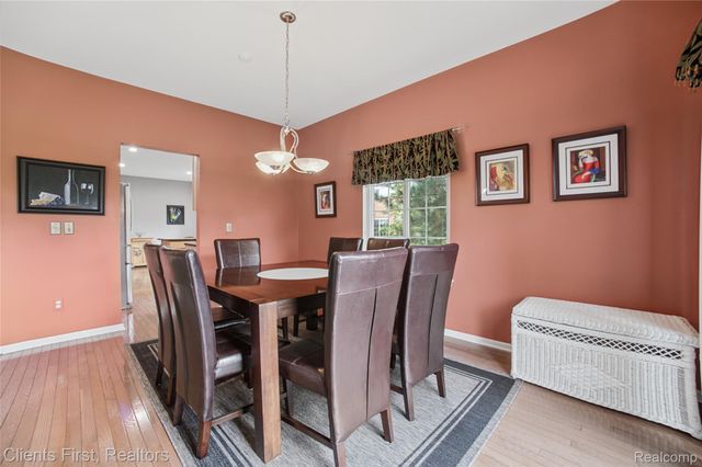 47885 Vistas Circle Drive S 70, Canton Charter Township, MI 48188