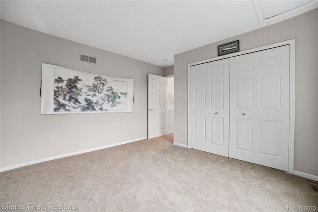 47885 Vistas Circle Drive S 70, Canton Charter Township, MI 48188