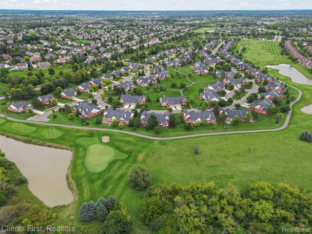 47885 Vistas Circle Drive S 70, Canton Charter Township, MI 48188