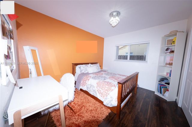 13331 NW 10th St, Sunrise, FL 33323