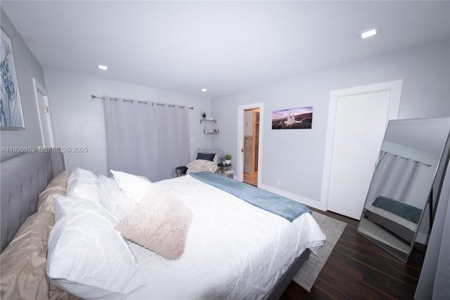 13331 NW 10th St, Sunrise, FL 33323