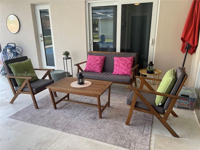 13331 NW 10th St, Sunrise, FL 33323