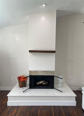 13331 NW 10th St, Sunrise, FL 33323