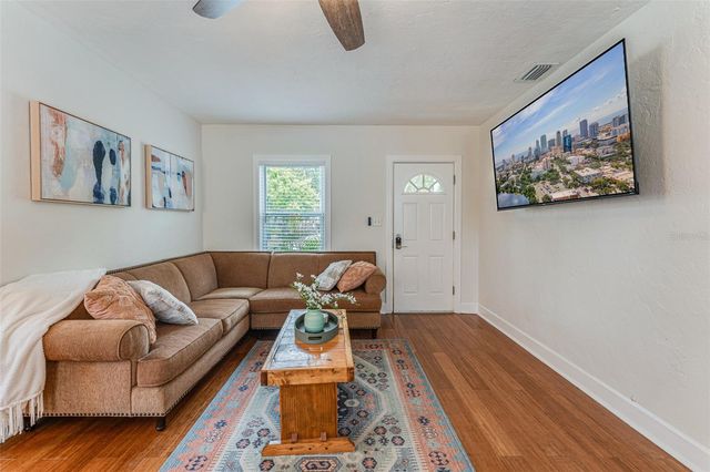 2180 7TH AVENUE N, St Petersburg, FL 33713