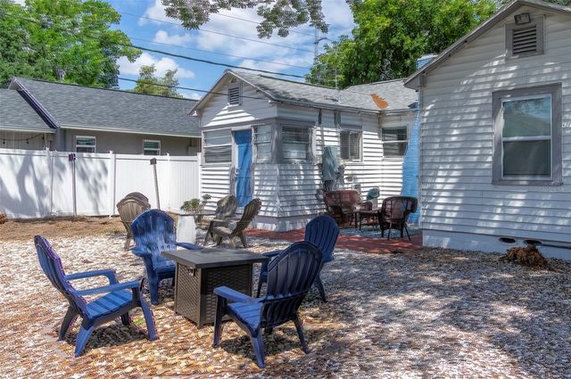 2180 7TH AVENUE N, St Petersburg, FL 33713