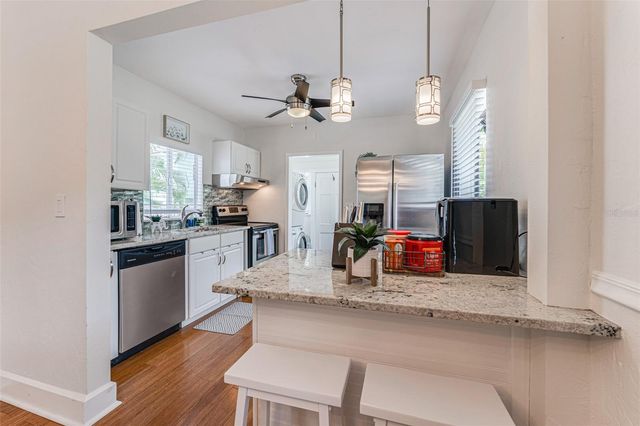 2180 7TH AVENUE N, St Petersburg, FL 33713