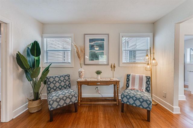 2180 7TH AVENUE N, St Petersburg, FL 33713