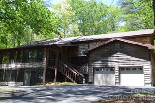 300 Good Neighbor Lane, Brevard, NC 28712