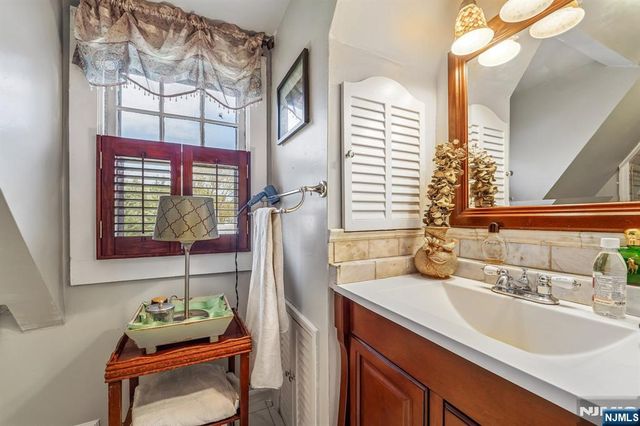 121 Goodwin Terrace, Westwood, NJ 07675