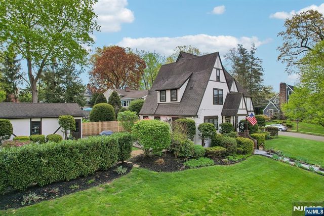 121 Goodwin Terrace, Westwood, NJ 07675