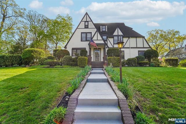 121 Goodwin Terrace, Westwood, NJ 07675