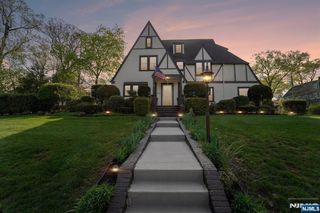 121 Goodwin Terrace, Westwood, NJ 07675