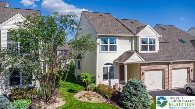 323 Surrey Place, Macungie Boro, PA 18062