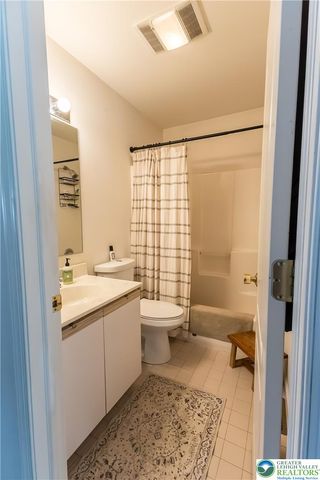 323 Surrey Place, Macungie Boro, PA 18062