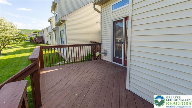 323 Surrey Place, Macungie Boro, PA 18062