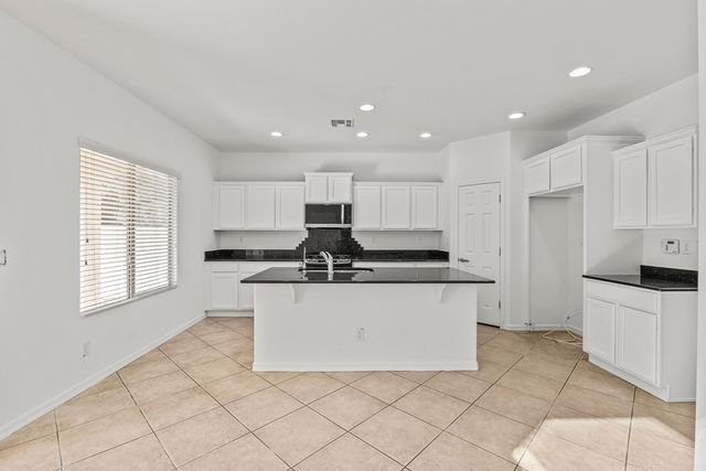 2535 W Lucia Drive, Phoenix, AZ 85085