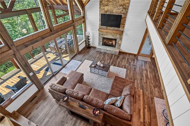 279 Shallow Water Trail, Talking Rock, GA 30175