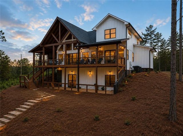 279 Shallow Water Trail, Talking Rock, GA 30175