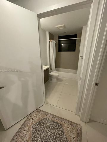 1120 98th St 204, Bay Harbor Islands, FL 33154