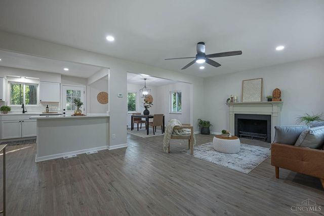 2803 Westbrook Drive, Cincinnati, OH 45211