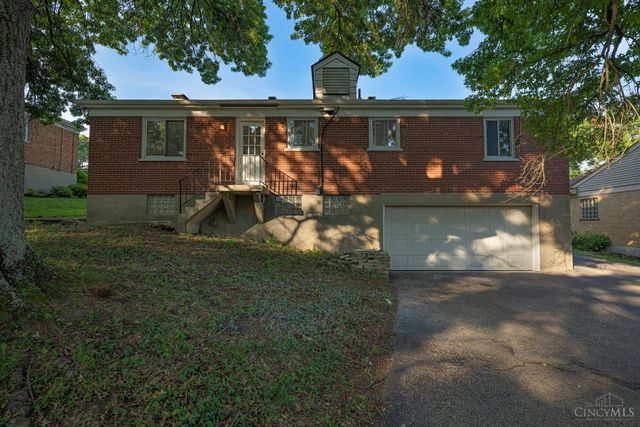 2803 Westbrook Drive, Cincinnati, OH 45211