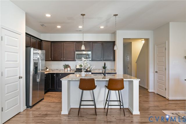 8084 Bisbrooke Ct, Mechanicsville, VA 23116