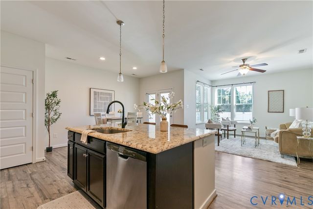 8084 Bisbrooke Ct, Mechanicsville, VA 23116