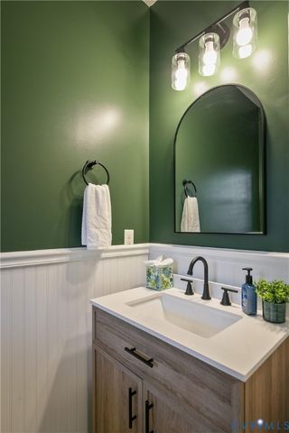 8084 Bisbrooke Ct, Mechanicsville, VA 23116