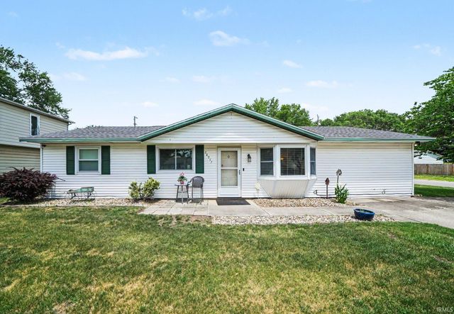 28957 Driftwood Drive, Elkhart, IN 46516