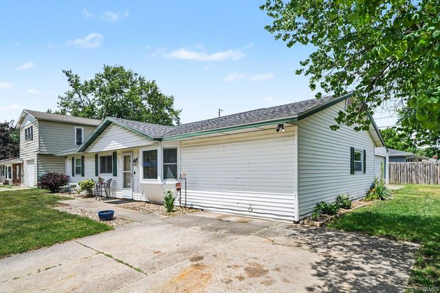 28957 Driftwood Drive, Elkhart, IN 46516