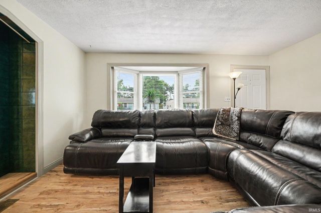 28957 Driftwood Drive, Elkhart, IN 46516