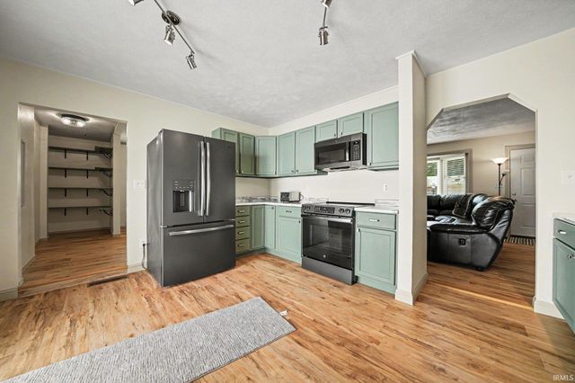 28957 Driftwood Drive, Elkhart, IN 46516